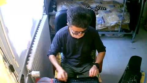 lokoum39 online show from 11.28.25