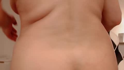 Snapshot of lola_anderson chatting on 02.27.26 Lola online show from 02.27.26