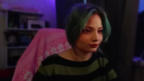 lola online show from 11.28.25