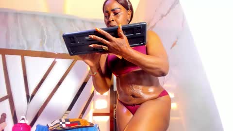 Lola online show from 11.09.25