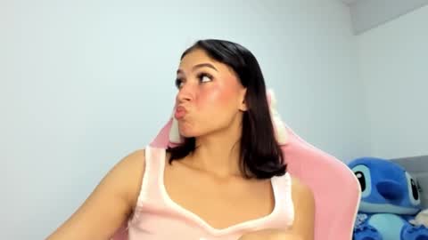 Snapshot of lola_kamila chatting on 02.22.25 Lola Kamila online show from 02.22.25