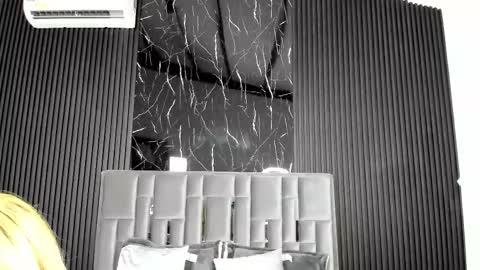 Snapshot of lolaangellx chatting on 11.09.25 Lola Angel online show from 11.09.25