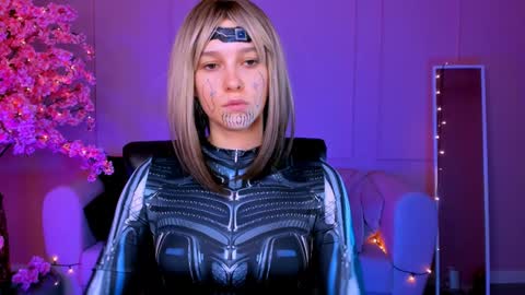 lolalemona online show from 12.15.24