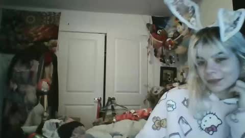 Lola Lixx online show from 01.04.25