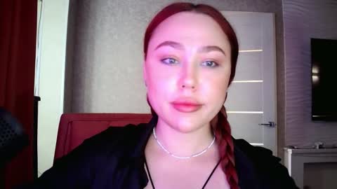 Lola online show from 09.17.25