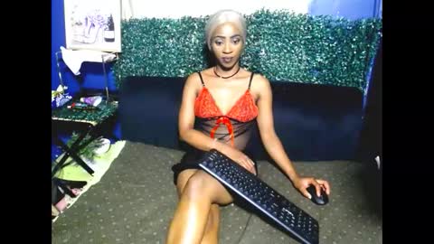 Snapshot of lolasavagexo chatting on 04.29.26 lolasavagexo online show from 04.29.26