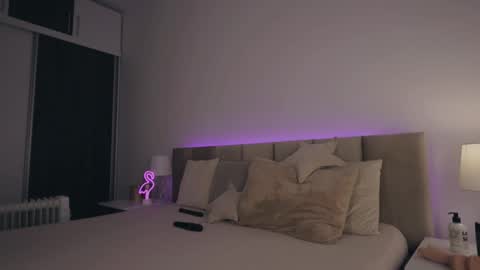 Lola online show from 01.11.26