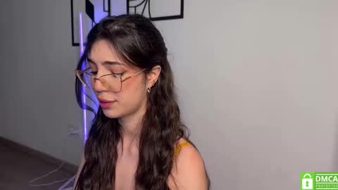 Snapshot of lolateasex chatting on 11.21.25 lolateasex online show from 11.21.25