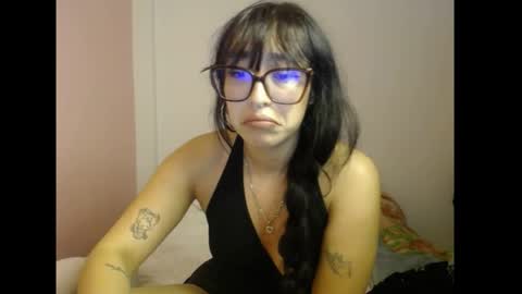 Snapshot of lolitabitchhorney_ chatting on 04.04.26 Lolita online show from 04.04.26