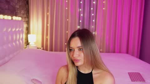 Victoria online show from 01.22.25