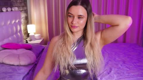 Victoria online show from 03.07.25