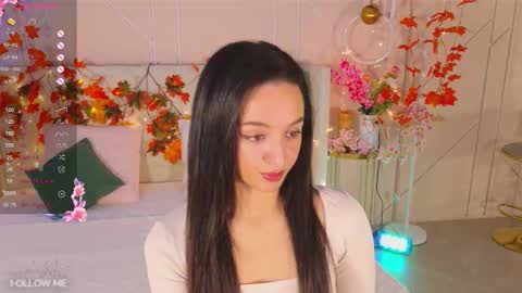 Snapshot of lolly_neal chatting on 12.02.25 Lolly online show from 12.02.25