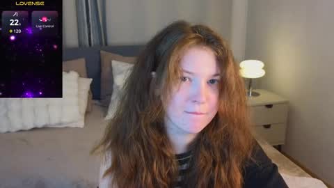 Mona online show from 10.15.25