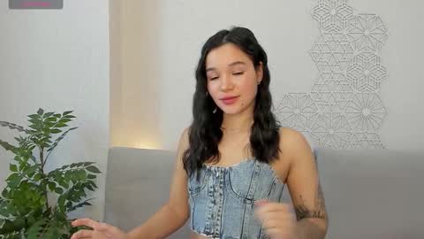 Snapshot of lolly_turner chatting on 09.10.25 lolly_turner online show from 09.10.25