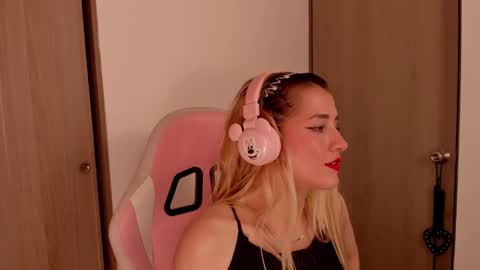 Lolly online show from 02.27.25