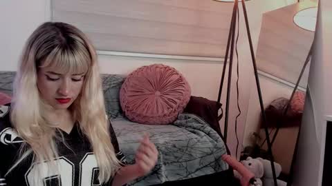 Lolly online show from 02.18.26