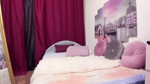 LoloMercier online show from 03.08.25