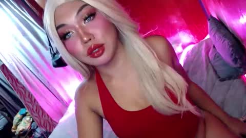 Love Marie online show from 10.21.25