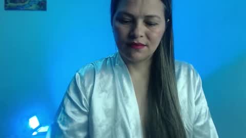 Snapshot of lolyta_mature1 chatting on 01.05.26 Lolyta mature1 online show from 01.05.26