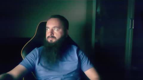 london_man1988 online show from 11.19.25