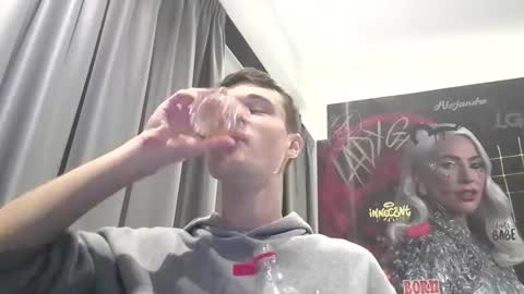 london_tomy online show from 12.14.25