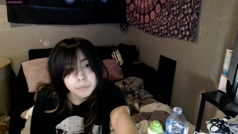 londonray online show from 10.31.25