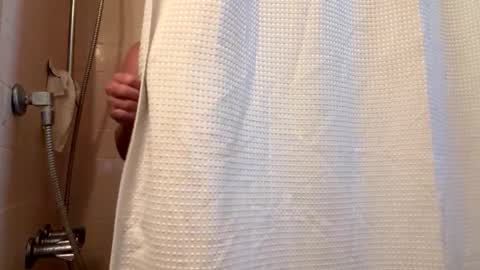 Snapshot of longdick136583483 chatting on 12.02.25 longdick136583483 online show from 12.02.25