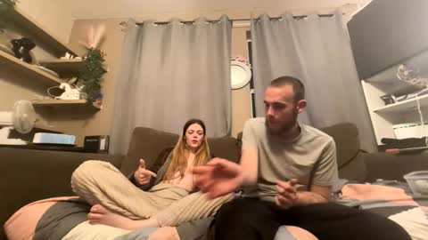 Unknowncouple online show from 04.13.26