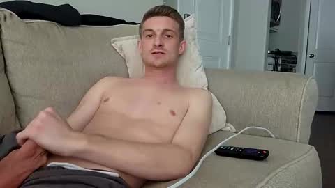 longroyaltyy online show from 12.13.25