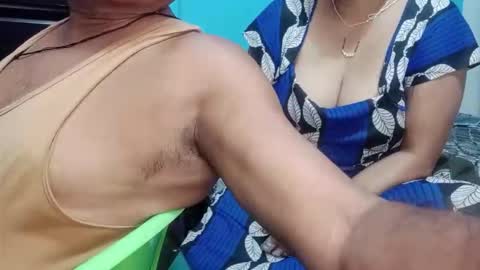 Snapshot of longsexji chatting on 10.29.25 Shy Housewife online show from 10.29.25