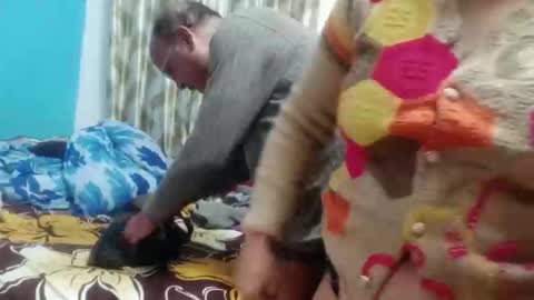 Snapshot of longsexji chatting on 12.15.25 Shy Housewife online show from 12.15.25