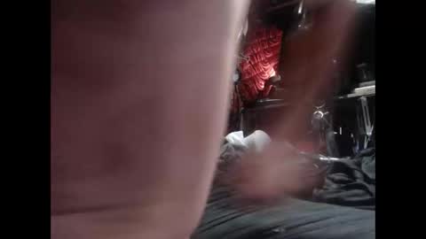 Snapshot of longshanks6869 chatting on 10.19.25 Longshanks online show from 10.19.25