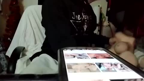 longstroks00 online show from 12.22.25