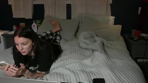 Snapshot of longtimerambler chatting on 12.03.25 longtimerambler online show from 12.03.25