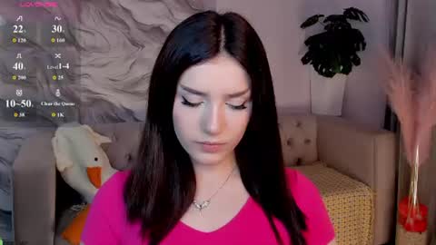 Snapshot of lonny_peach chatting on 07.11.26 Luna online show from 07.11.26