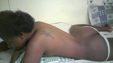 Snapshot of lonybrown chatting on 06.12.26 lonybrown online show from 06.12.26