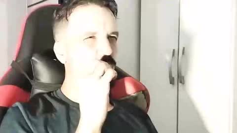 Snapshot of lookaz4010 chatting on 02.25.25 Lucas online show from 02.25.25