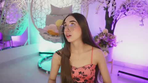 Loona Nyx online show from 09.20.25