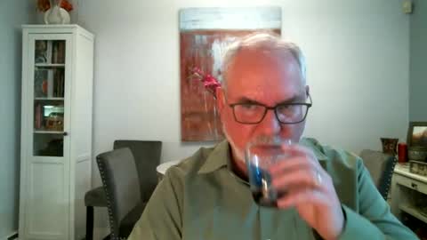 loop102 online show from 09.27.25