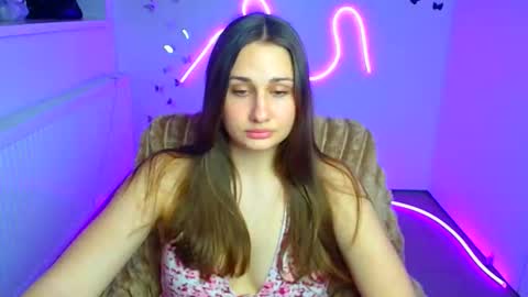 Lora online show from 03.31.26