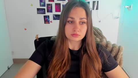 Snapshot of lora_kisses chatting on 07.08.26 Lora online show from 07.08.26