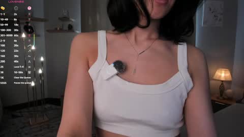 Snapshot of lora_lifelover chatting on 03.29.26 Lora control 2 min for every new Fan Club subscriber online show from 03.29.26