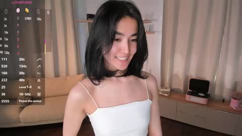 Snapshot of lora_lifelover chatting on 06.07.26 Lora control 2 min for every new Fan Club subscriber online show from 06.07.26