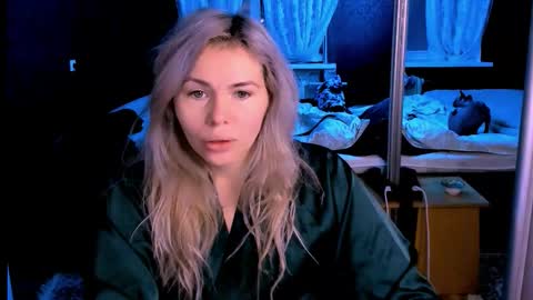 Lora online show from 11.07.25