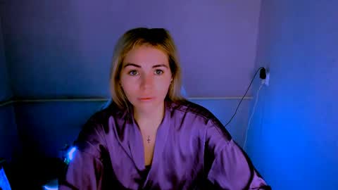 Lora online show from 03.31.26