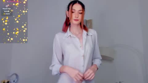 Lora online show from 12.20.25