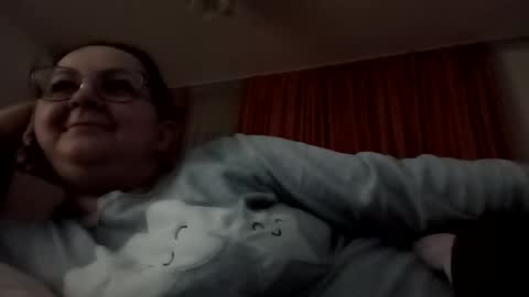 Snapshot of loraflame chatting on 12.03.24 Lora online show from 12.03.24