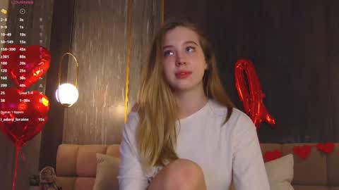 Snapshot of loraineluff chatting on 02.21.25 Loraine online show from 02.21.25