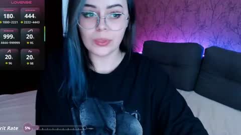 Snapshot of loramoonnn chatting on 06.14.26 Lora online show from 06.14.26