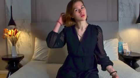 Lora online show from 10.26.25